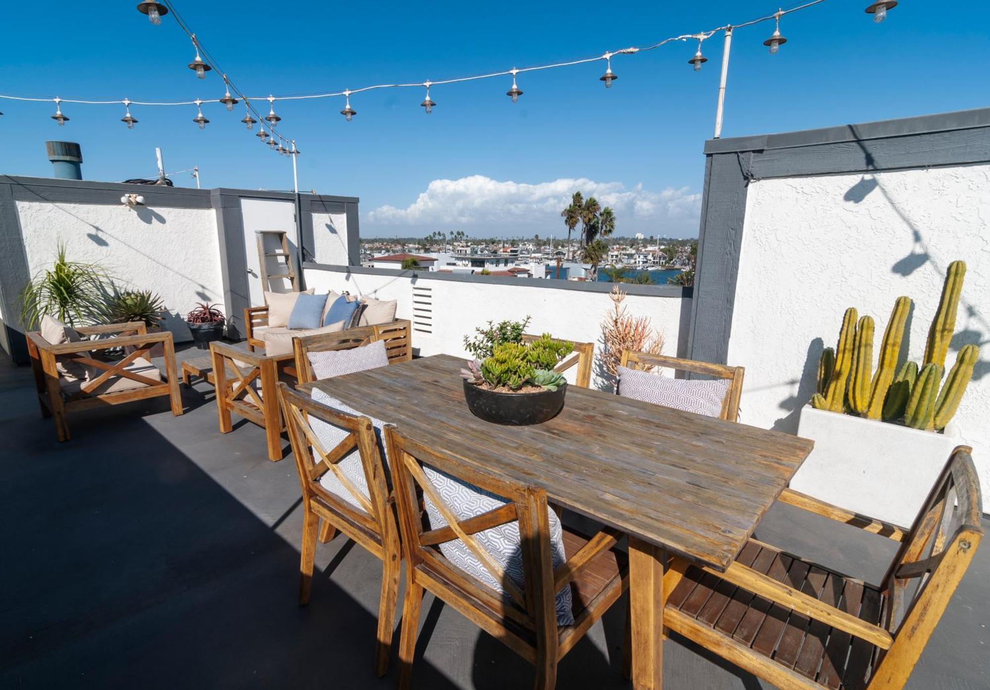 50 M To Sand Lgb 2 King Suites Long Beach Exteriör bild