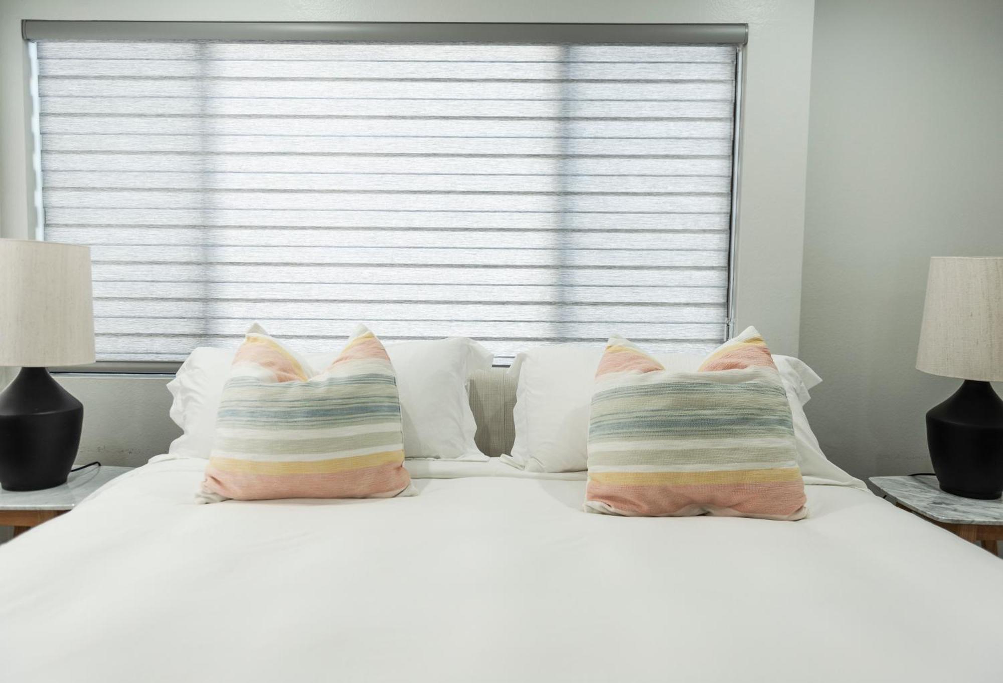 50 M To Sand Lgb 2 King Suites Long Beach Exteriör bild